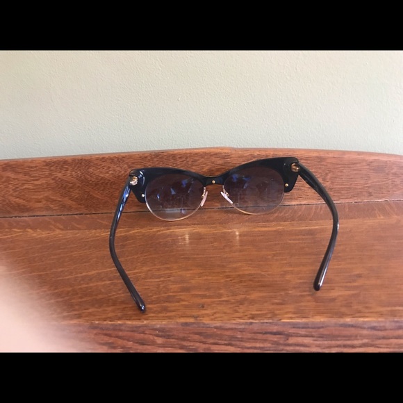 Tom Ford Cat Eye Sunglasses - Picture 4 of 14